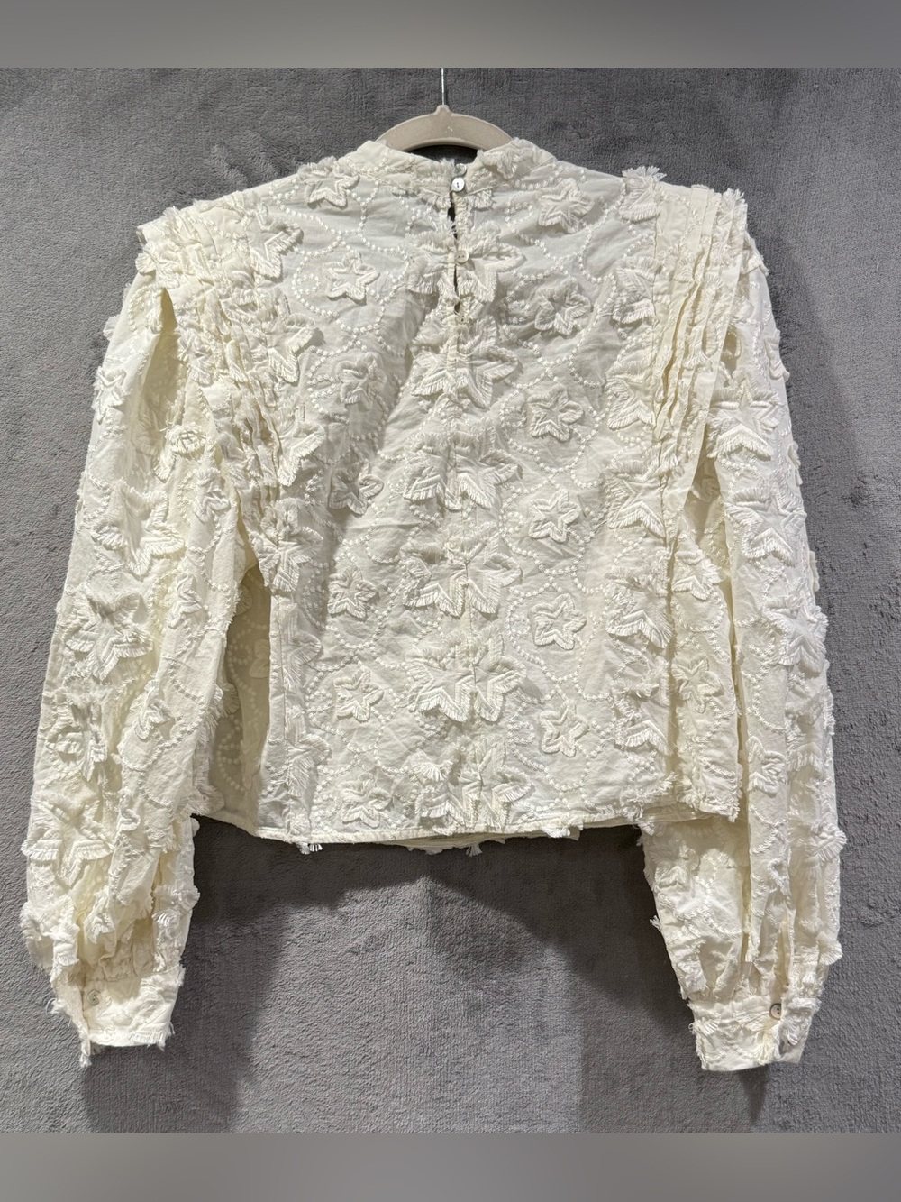 FARM Rio Ivory Textured Puff-Sleeve Blouse - Picture 6 of 8